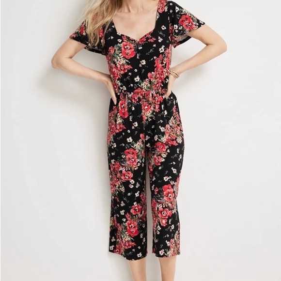 Maurices NWT Black & Red Floral Print Sweetheart Crop Jumpsuit Medium Women’s - Picture 14 of 14